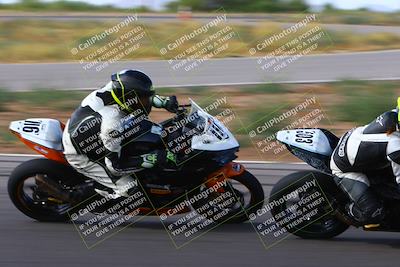 media/Apr-30-2023-CRA (Sun) [[020fcf5d43]]/Race 14-400 Expert-Amateur Superbike/